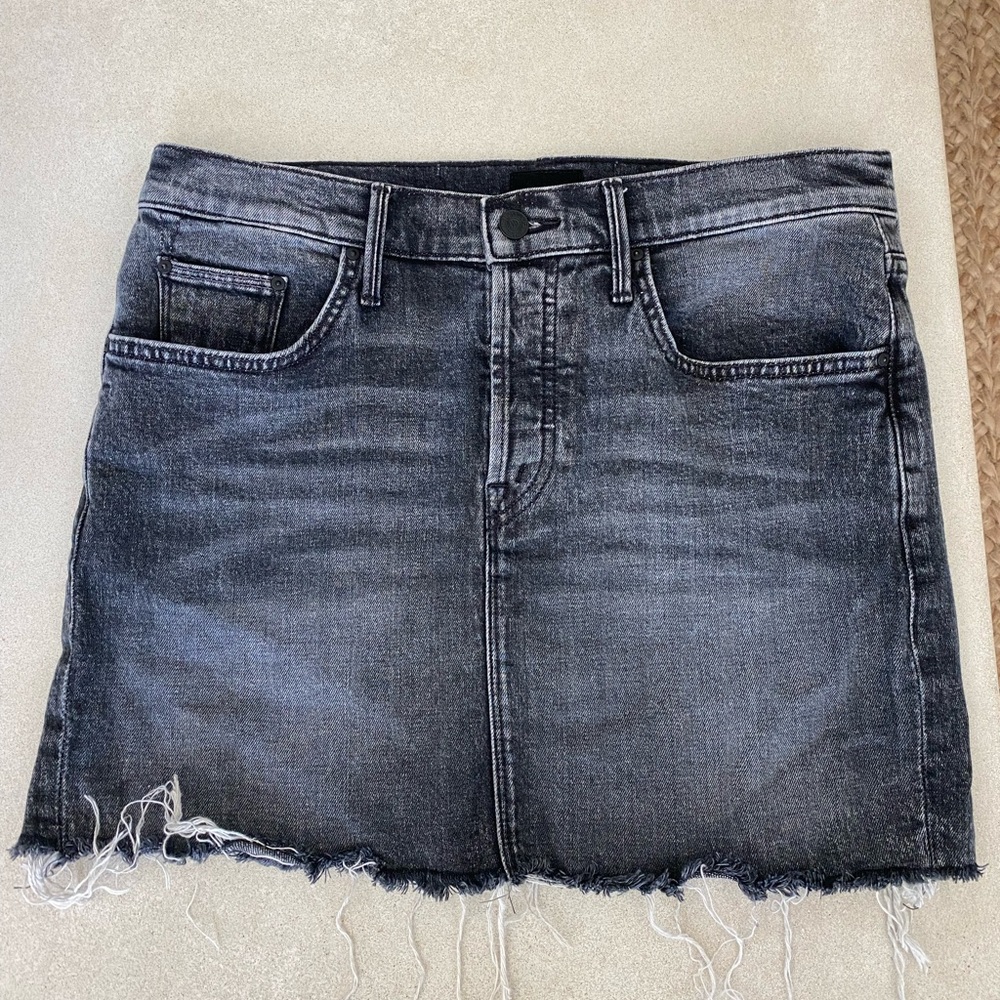 MOTHER Vegabond Mini Fray Skirt
